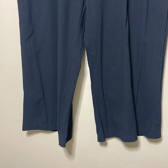 Halara Plicated Side Pocket Straight Leg Work Plus Size Pants - Picture 4 of 12